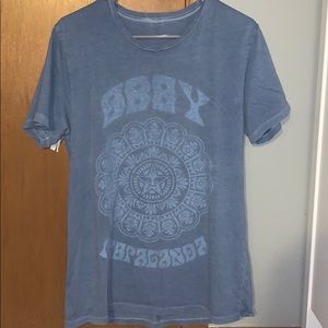Obey tee